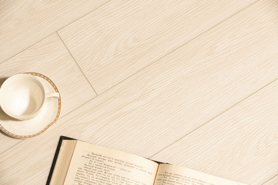 Виниловый ламинат "Bonkeel" Style Дуб Фокси (1200*125*4 мм) — купить в Южно-Сахалинске